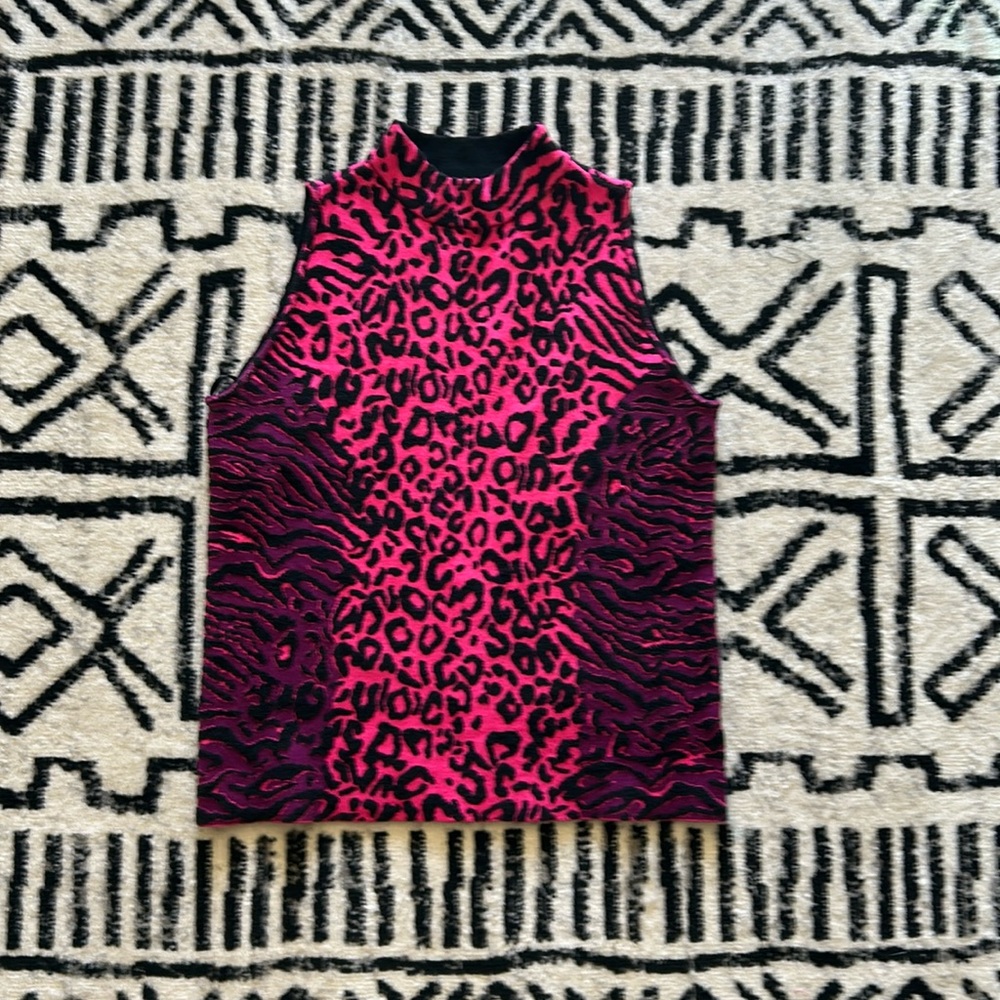 Milly Fuchsia & Magenta Animal Print Mock Neck Shell Tank Size L